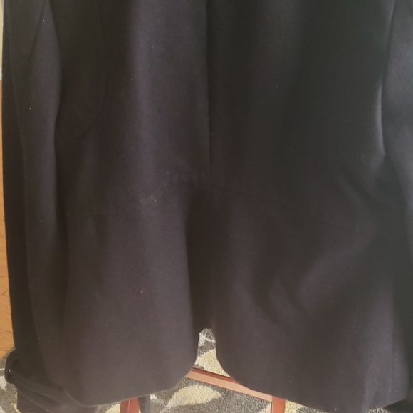 Coat - Picture 3 of 4